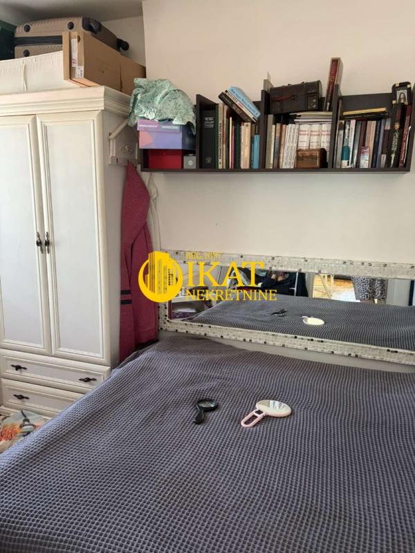 Stan na prodaju u Beogradu, Stari grad, dvoiposoban, 44m2, cena 270000 evra