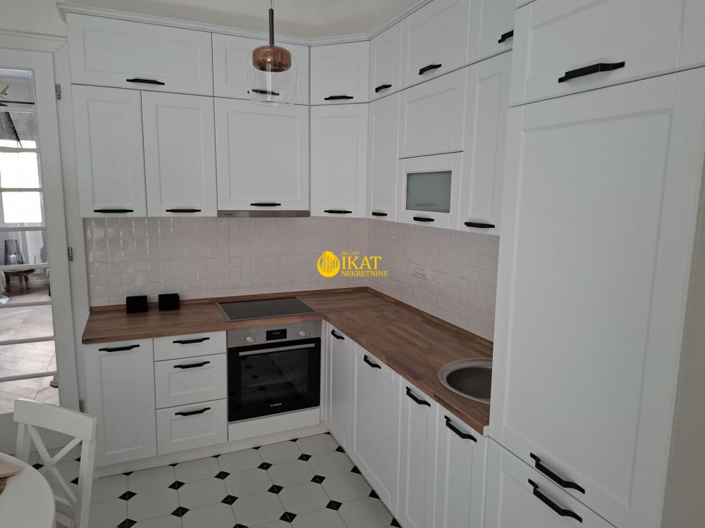 Stan na prodaju u Beogradu, Savski venac, trosoban, 110m2, cena 430000 evra