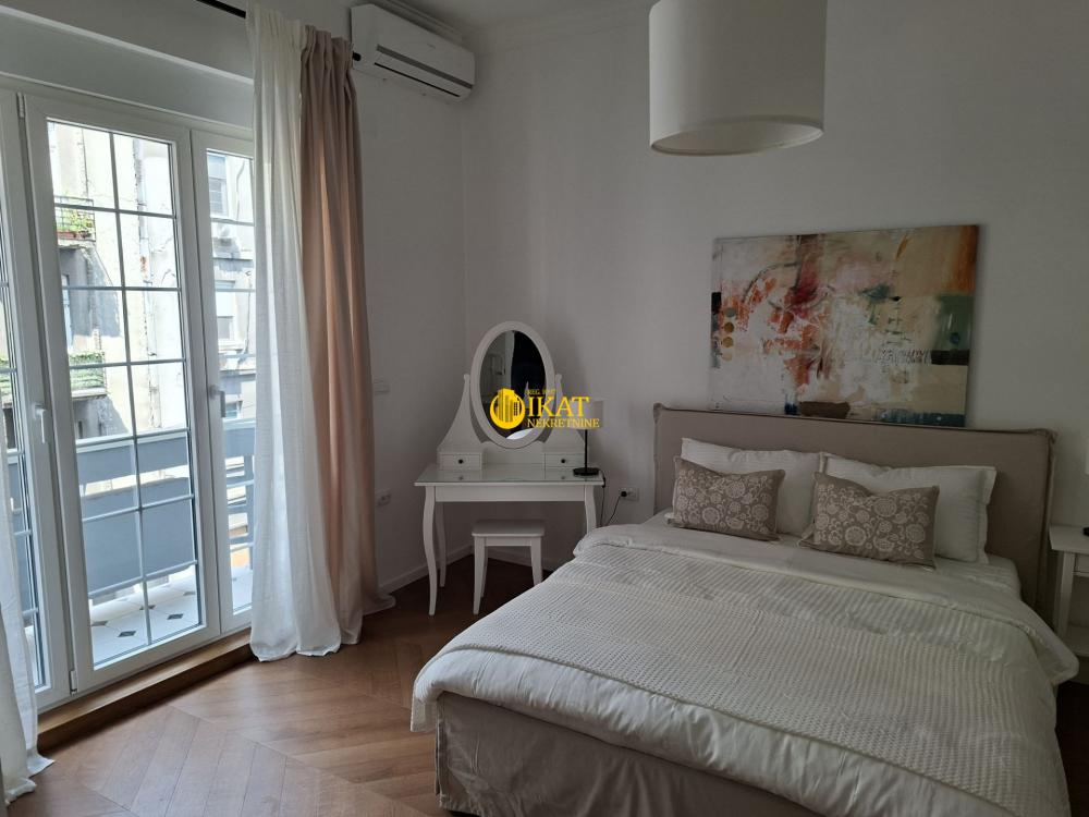 Stan na prodaju u Beogradu, Savski venac, trosoban, 110m2, cena 430000 evra