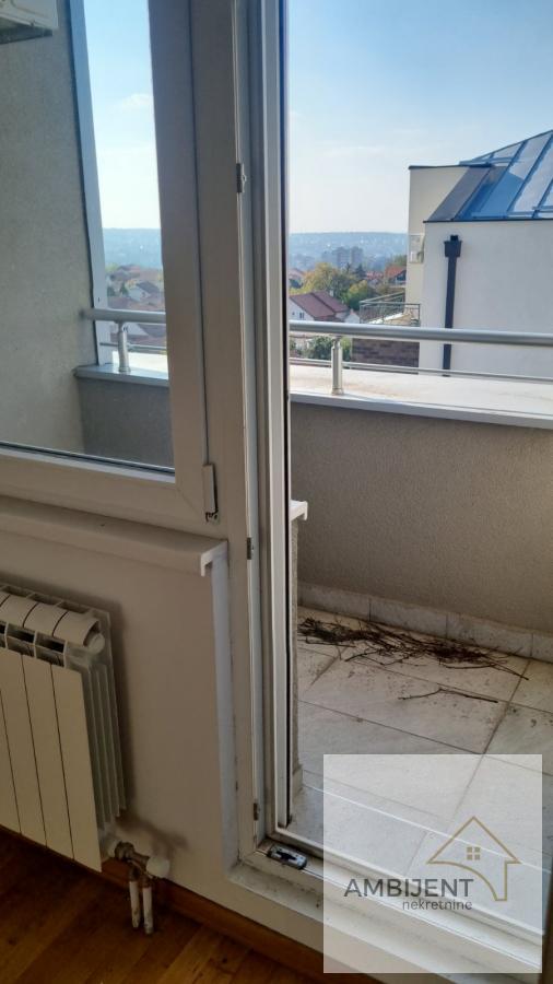 Stan na prodaju u Beogradu, Zvezdara, cetvorosoban, 97m2, cena 227000 evra