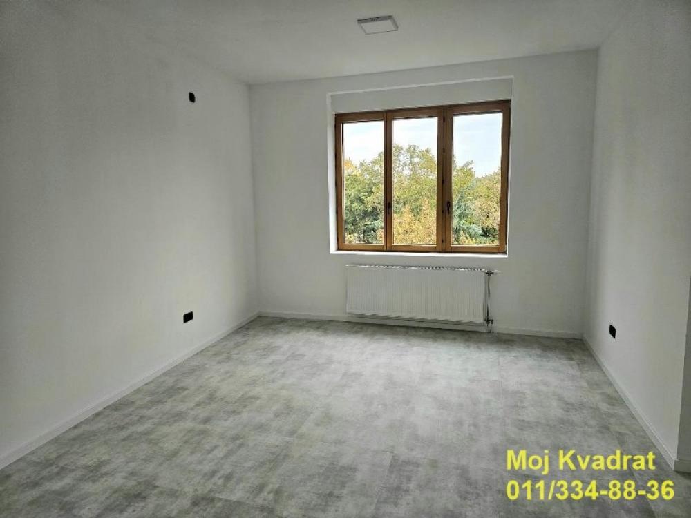 Stan na prodaju u Beogradu, Pravni fakultet, cetvorosoban, 120m2, cena 570000 evra