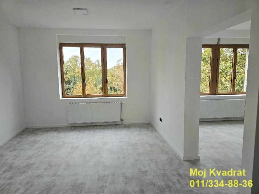 Stan na prodaju u Beogradu, Pravni fakultet, cetvorosoban, 120m2, cena 570000 evra