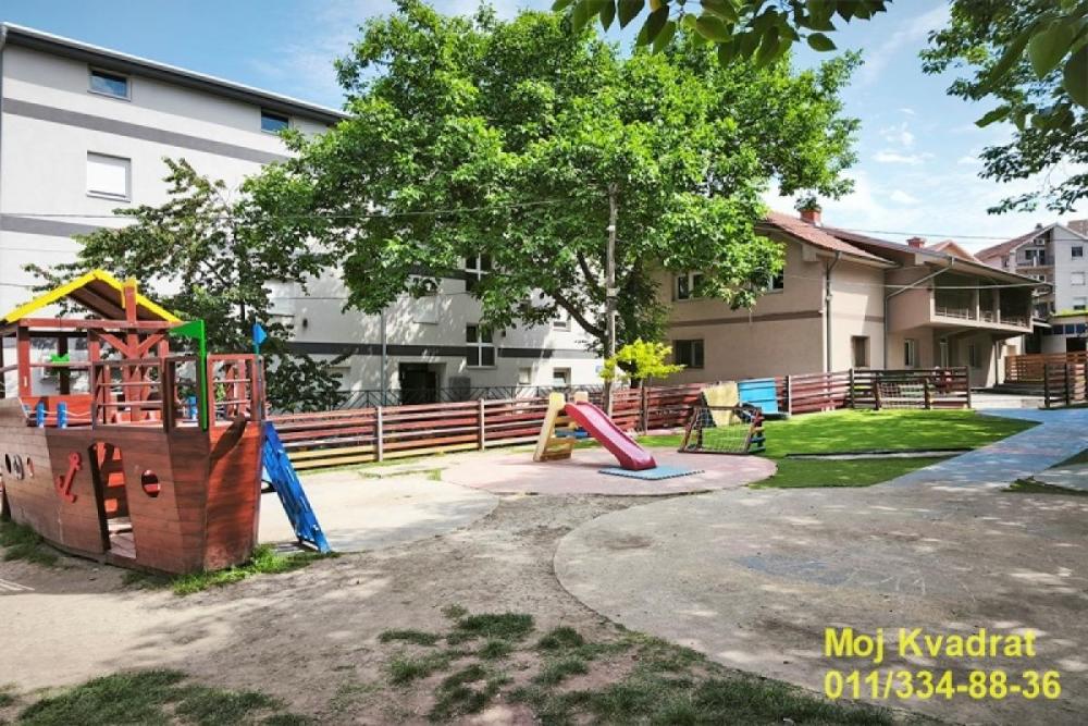 Stan na prodaju u Beogradu, Mirijevo, dvoiposoban, 53m2, cena 170000 evra