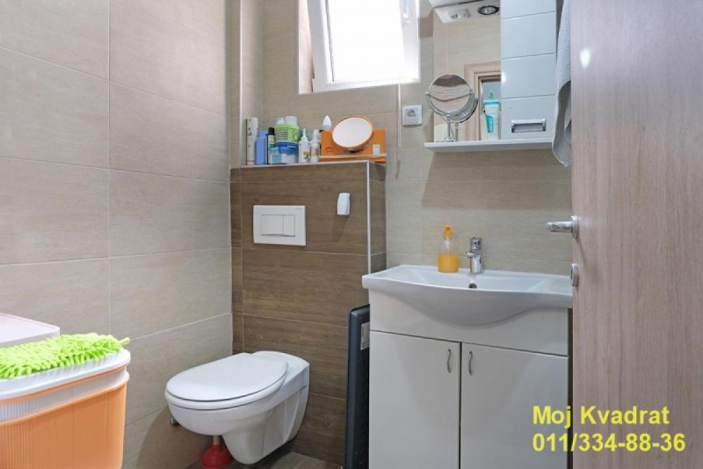 Stan na prodaju u Beogradu, Mirijevo, dvoiposoban, 53m2, cena 170000 evra