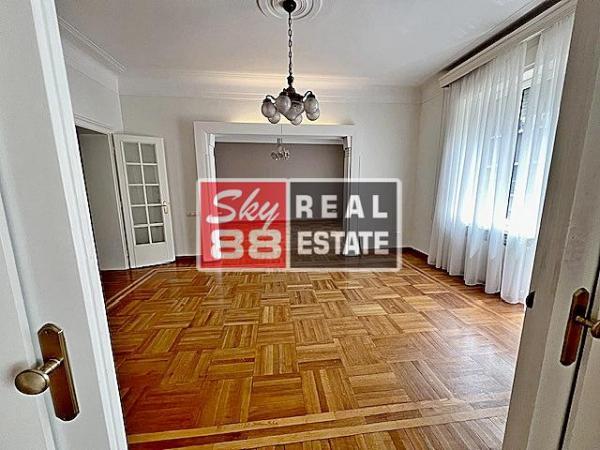 Stan na prodaju u Beogradu, Stari grad, 138m2, cena 680000 evra