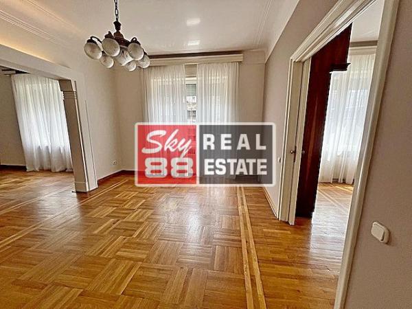 Stan na prodaju u Beogradu, Stari grad, 138m2, cena 680000 evra