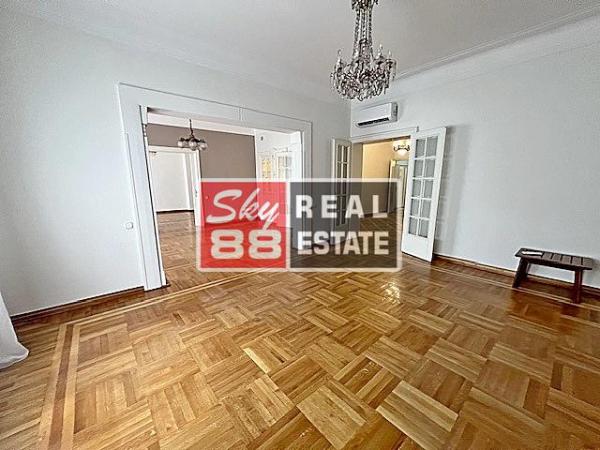 Stan na prodaju u Beogradu, Stari grad, 138m2, cena 680000 evra