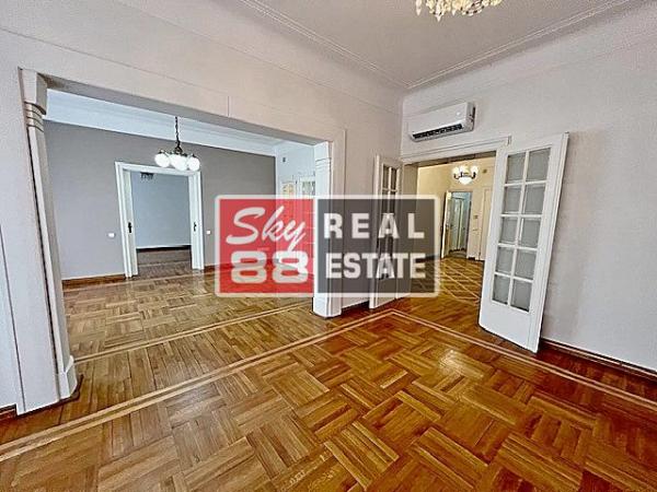 Stan na prodaju u Beogradu, Stari grad, 138m2, cena 680000 evra