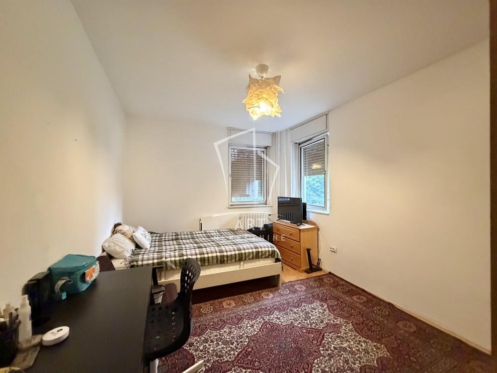 Stan na prodaju u Beogradu, Stari grad, dvoiposoban, 72m2, cena 338000 evra