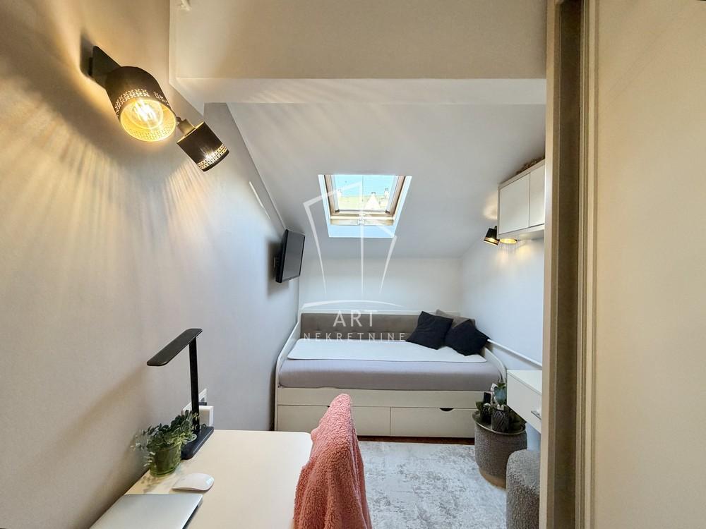 Stan na prodaju u Beogradu, Savski venac, troiposoban, 94m2, cena 360000 evra