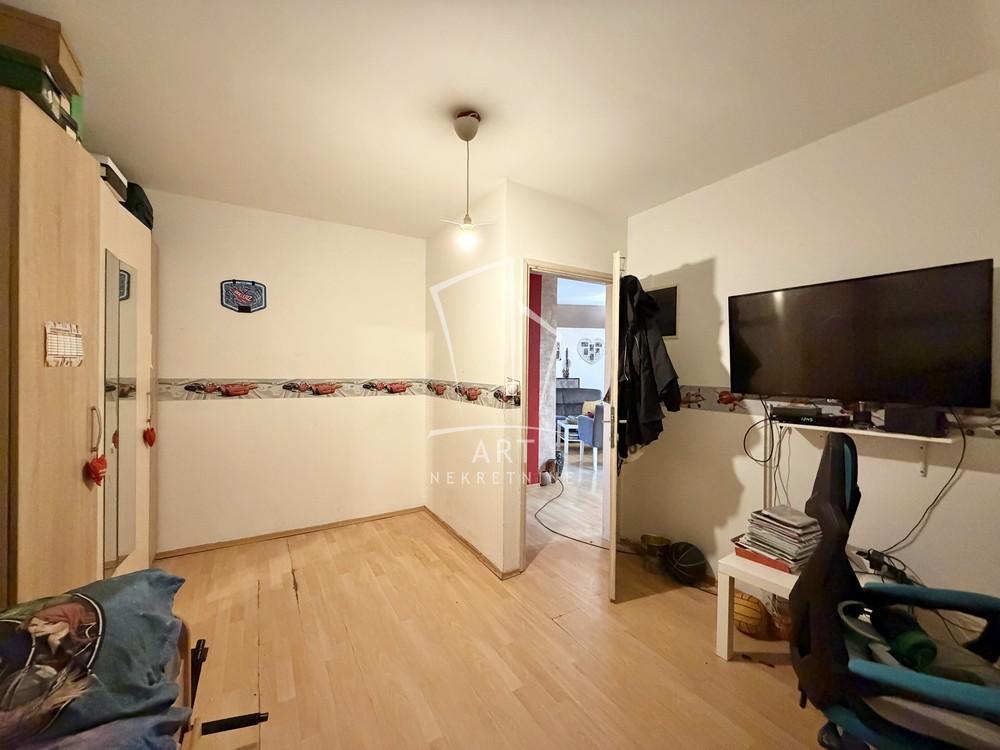 Stan na prodaju u Beogradu, Gornji grad, trosoban, 62m2, cena 144000 evra