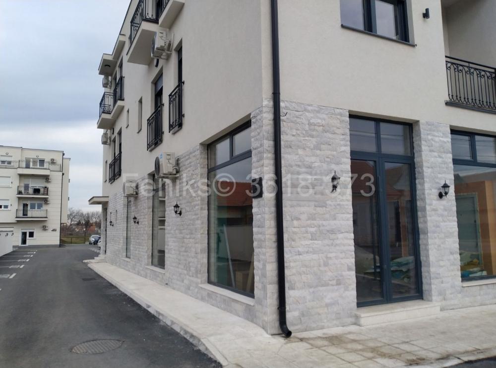 Stan na prodaju u Beogradu, Surčin, jednoiposoban, 40m2, cena 80000 evra
