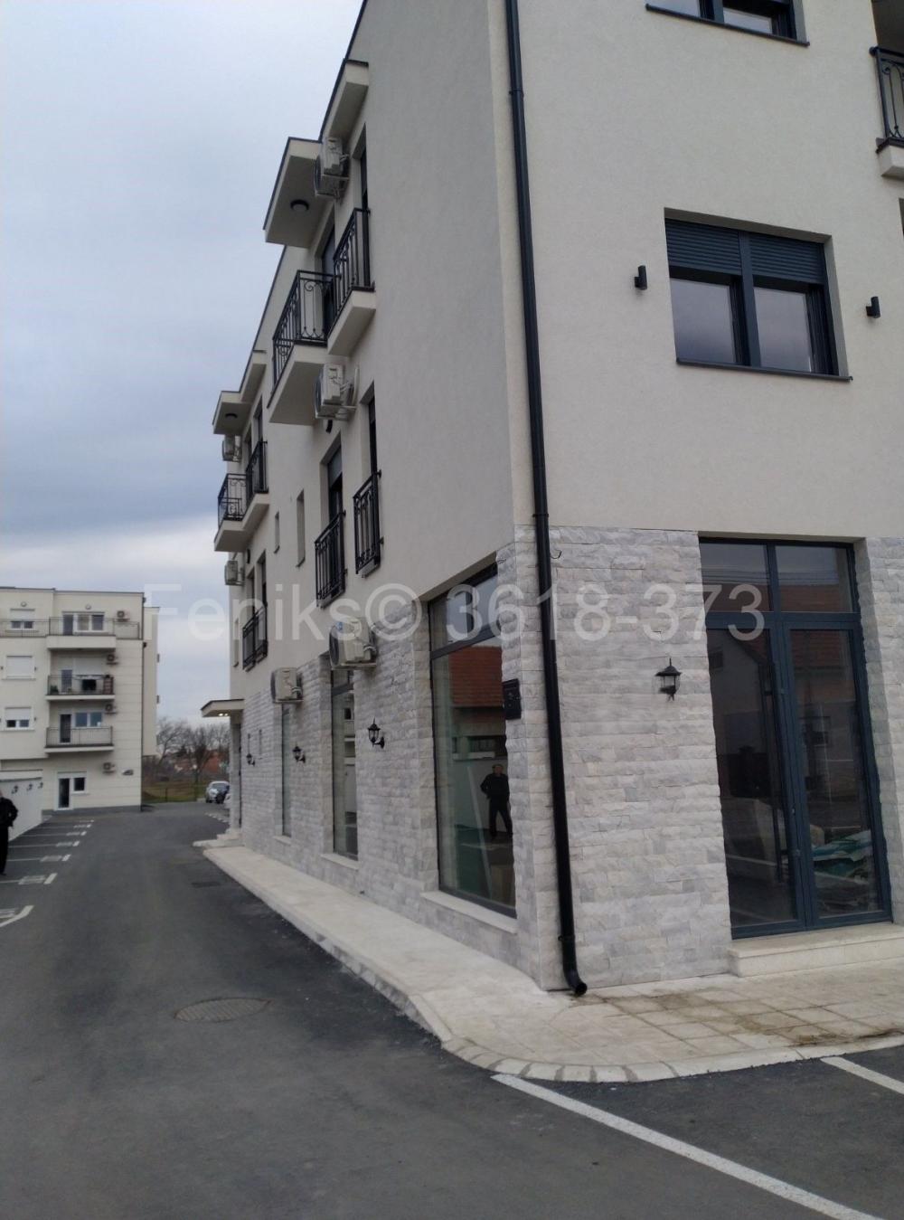 Stan na prodaju u Beogradu, Surčin, jednoiposoban, 40m2, cena 80000 evra