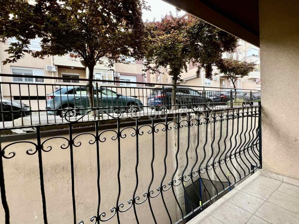 Stan na prodaju u Beogradu, Vojvode Vlahovića, dvosoban, 47m2, cena 125000 evra
