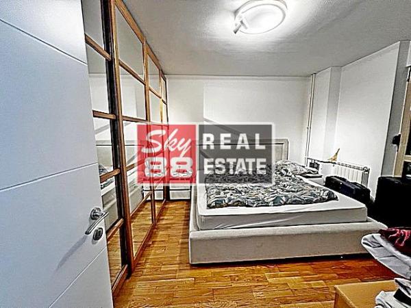 Stan na prodaju u Beogradu, Palilula, trosoban, 87m2, cena 350000 evra