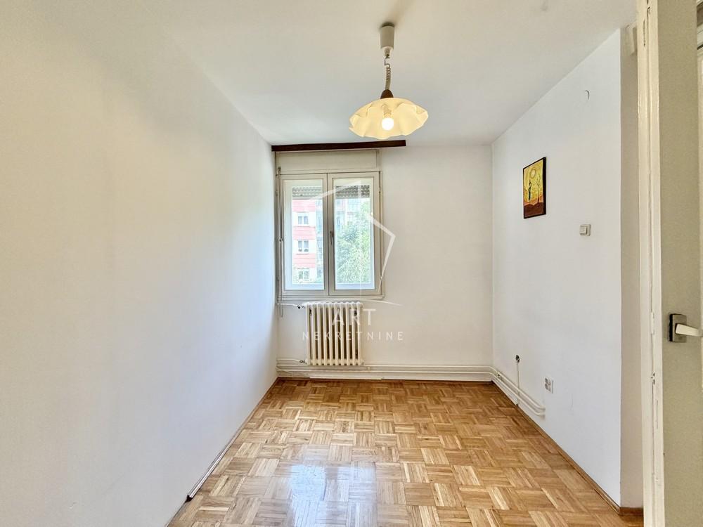 Stan na prodaju u Beogradu, Novi Beograd, jednoiposoban, 51m2, cena 165000 evra