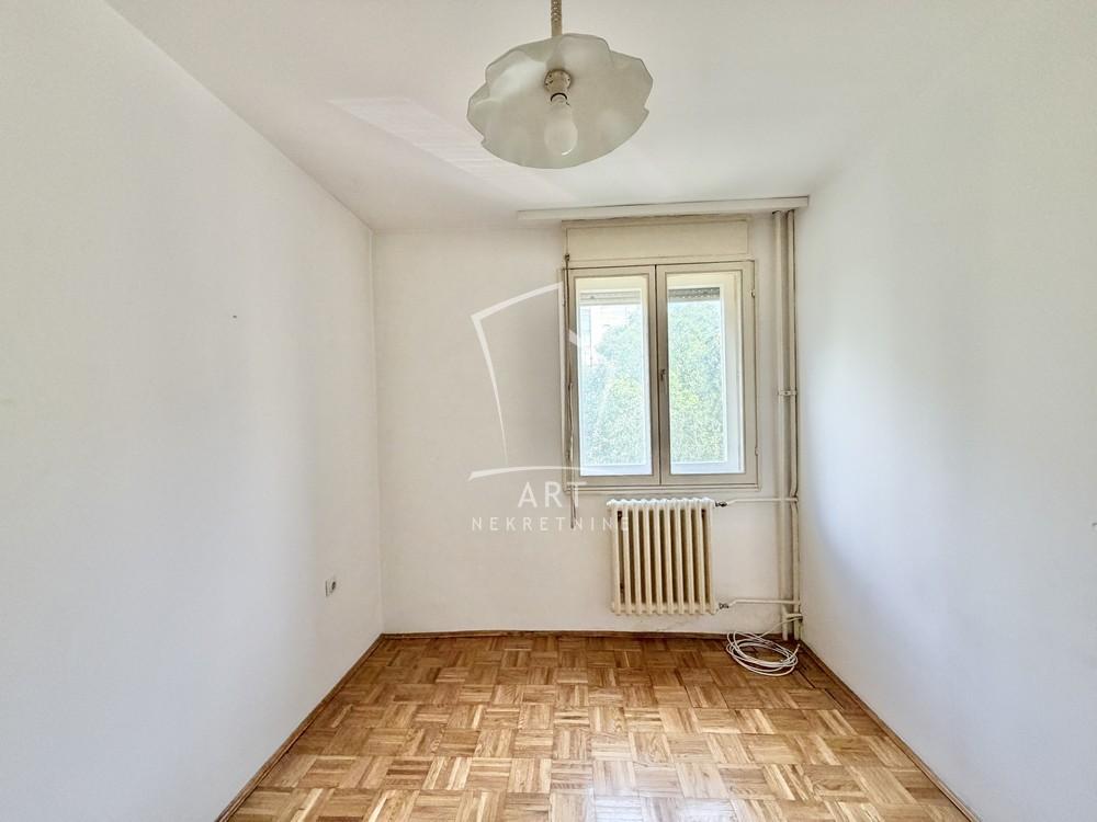 Stan na prodaju u Beogradu, Novi Beograd, jednoiposoban, 51m2, cena 165000 evra