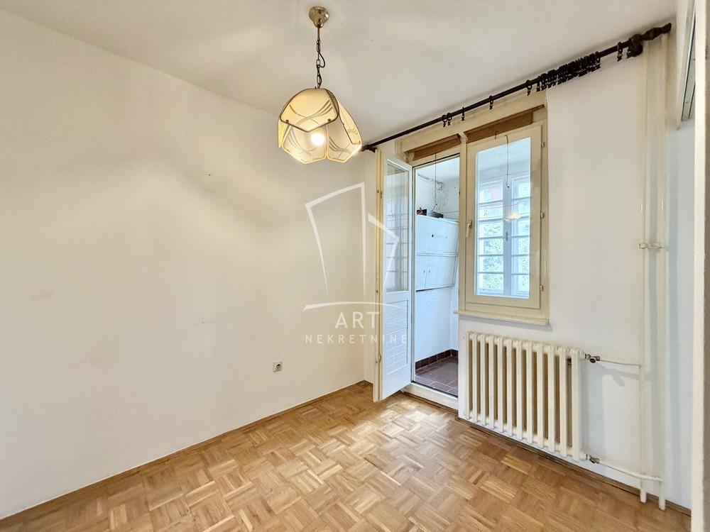 Stan na prodaju u Beogradu, Novi Beograd, jednoiposoban, 51m2, cena 165000 evra