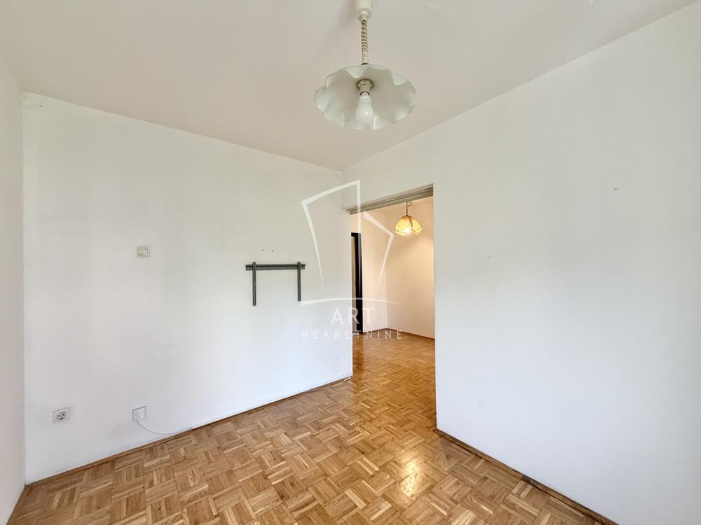 Stan na prodaju u Beogradu, Novi Beograd, jednoiposoban, 51m2, cena 165000 evra
