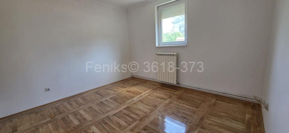 Stan na prodaju u Beogradu, Višnjička banja, dvosoban, 60m2, cena 175000 evra