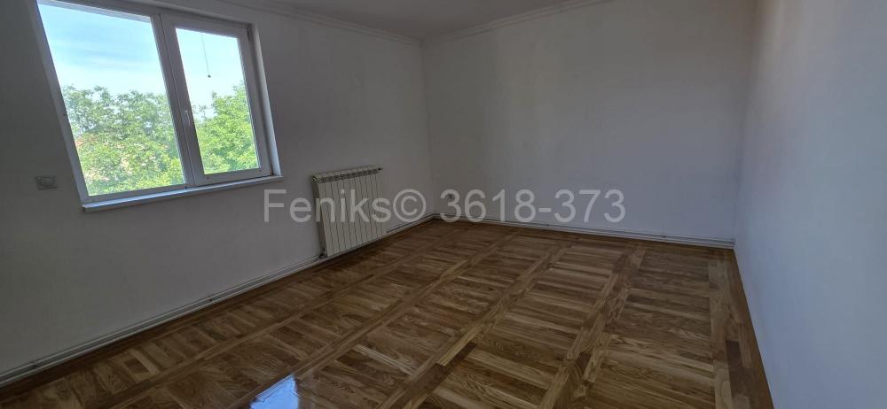 Stan na prodaju u Beogradu, Višnjička banja, dvosoban, 60m2, cena 175000 evra