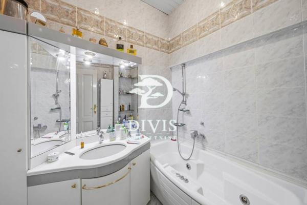 Stan na prodaju u Beogradu, Stari grad, cetvorosoban, 105m2, cena 505000 evra
