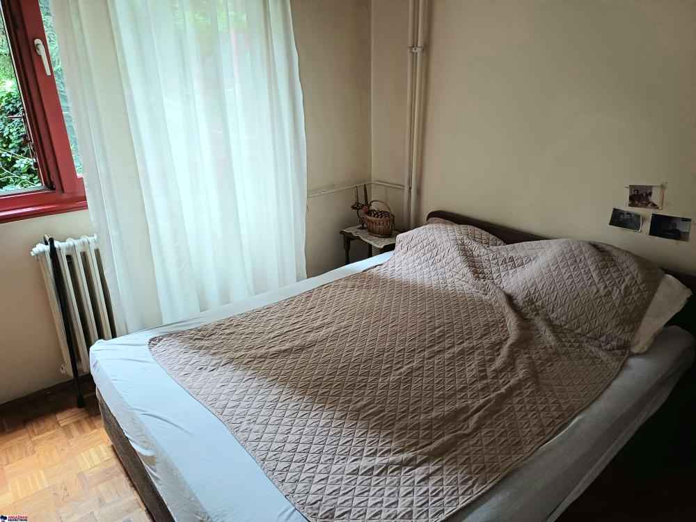 Stan na prodaju u Beogradu, Banjica, dvosoban, 50m2, cena 179000 evra