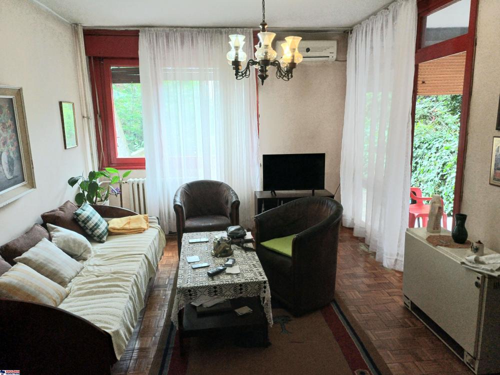 Stan na prodaju u Beogradu, Banjica, dvosoban, 50m2, cena 179000 evra