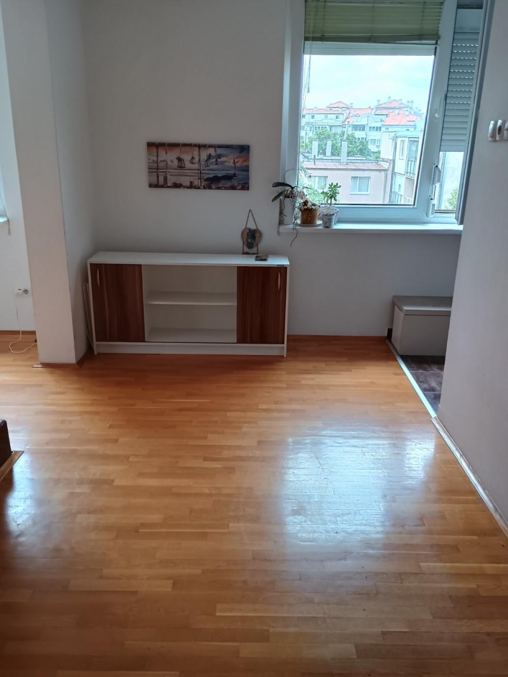 Stan na prodaju u Beogradu, Braće Jerković, jednoiposoban, 36m2, cena 129000 evra
