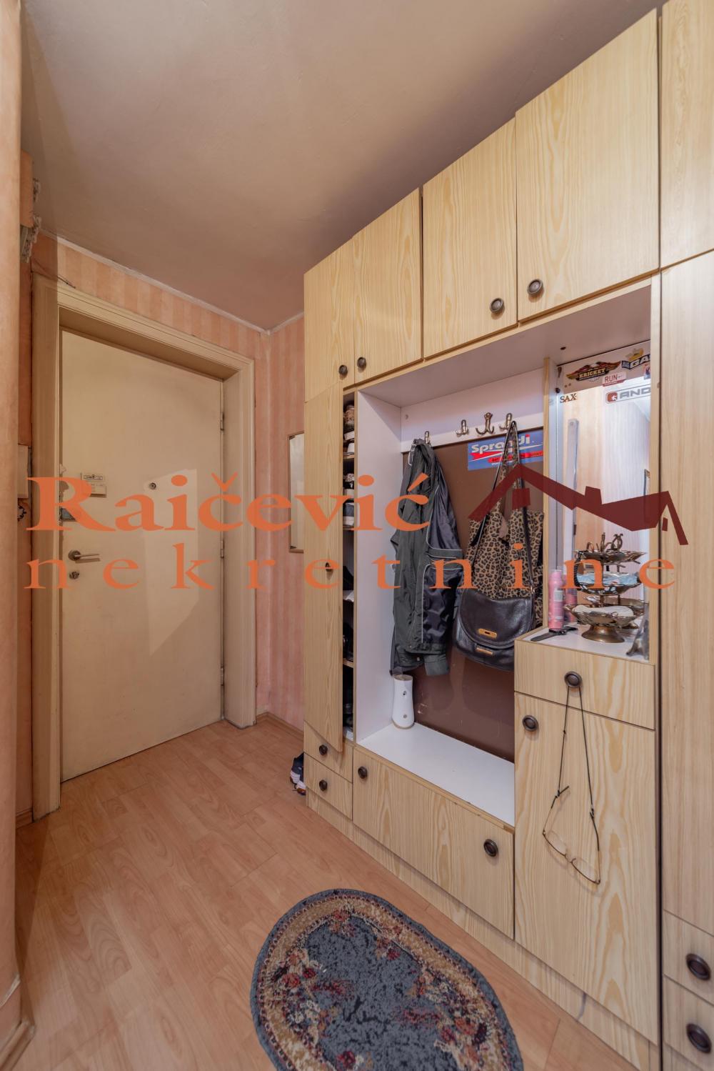 Stan na prodaju u Beogradu, Beograd (centar), trosoban, 90m2, cena 350000 evra
