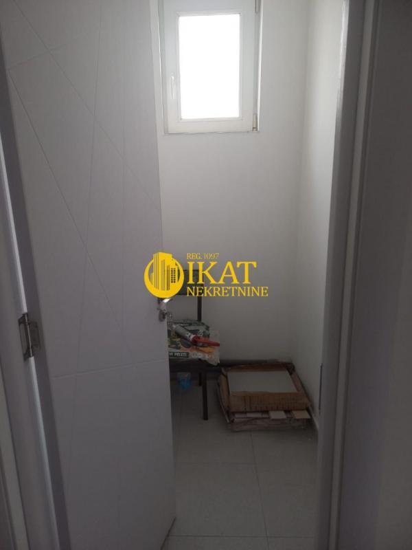 Stan na prodaju u Beogradu, Višnjička banja, dvosoban, 60m2, cena 175000 evra