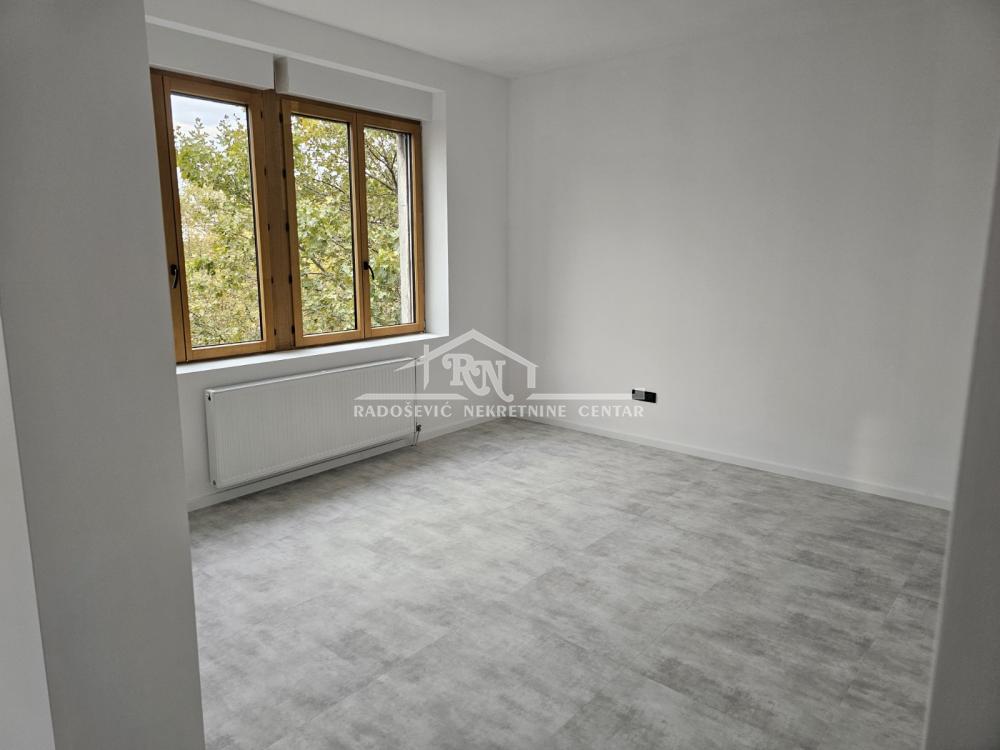 Stan na prodaju u Beogradu, Vračar, cetvorosoban, 103m2, cena 570000 evra