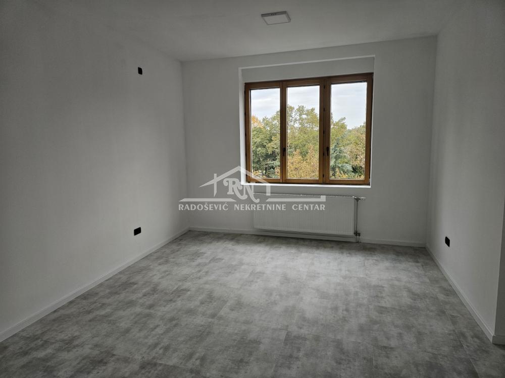 Stan na prodaju u Beogradu, Vračar, cetvorosoban, 103m2, cena 570000 evra