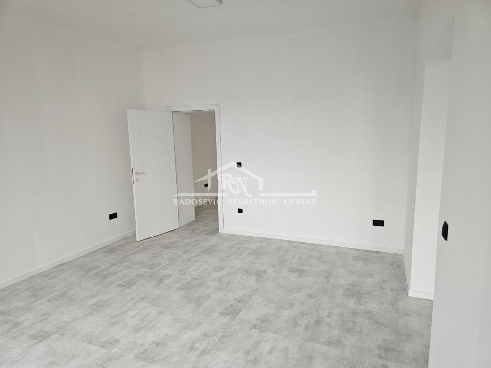 Stan na prodaju u Beogradu, Vračar, cetvorosoban, 103m2, cena 570000 evra