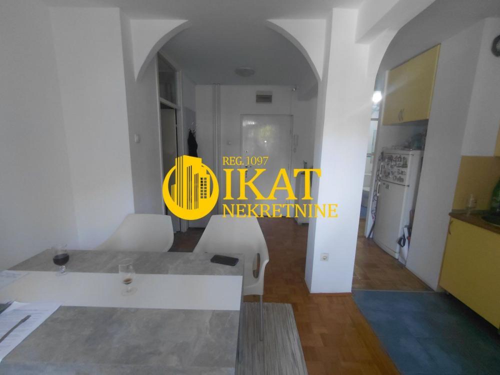 Stan na prodaju u Beogradu, Stari grad, dvosoban, 53m2, cena 259000 evra