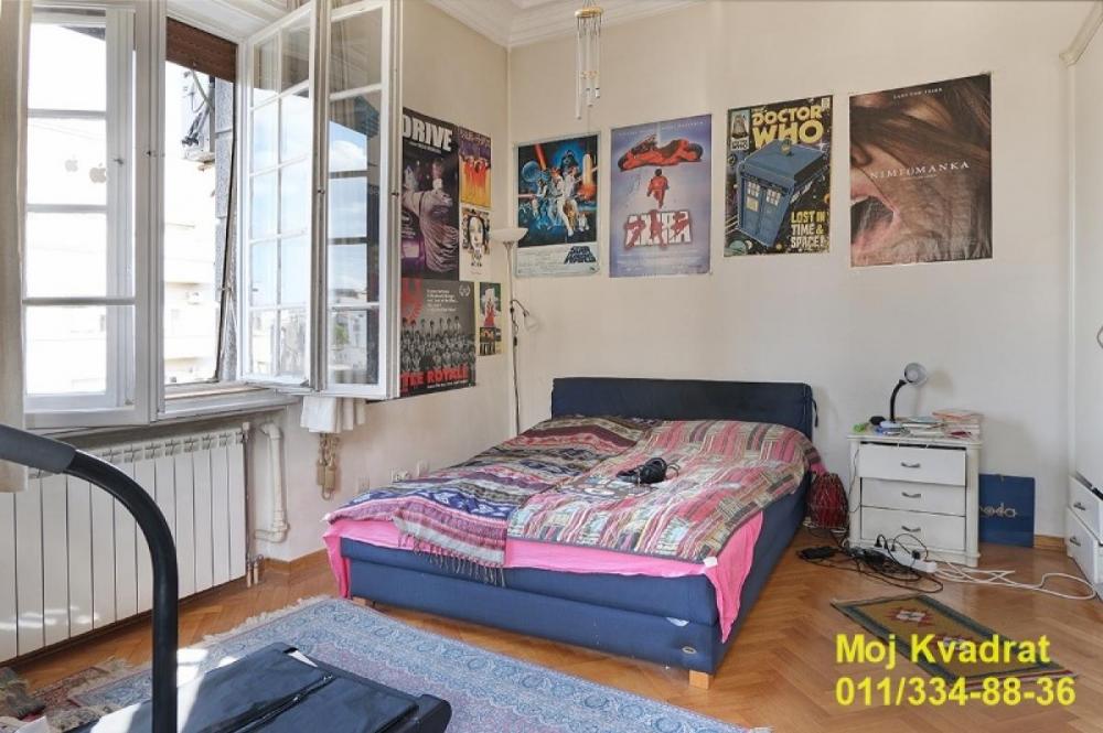 Stan na prodaju u Beogradu, Vračar (Centar), trosoban, 76m2, cena 385000 evra