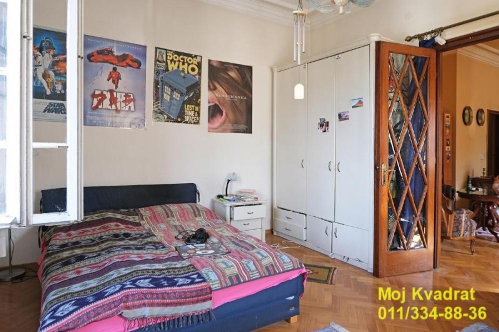 Stan na prodaju u Beogradu, Vračar (Centar), trosoban, 76m2, cena 385000 evra