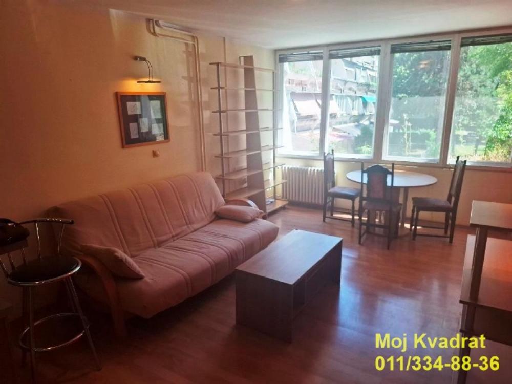 Stan na prodaju u Beogradu, Novi Beograd blok 70 (Kineski TC), jednoiposoban, 49m2, cena 185000 evra