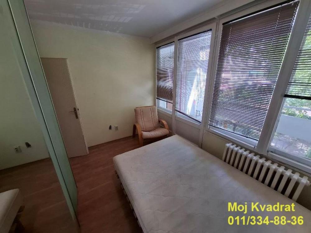 Stan na prodaju u Beogradu, Novi Beograd blok 70 (Kineski TC), jednoiposoban, 49m2, cena 185000 evra