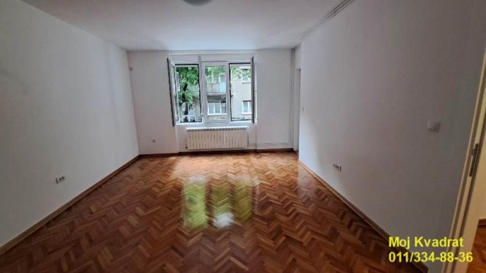 Stan na prodaju u Beogradu, Gornji Dorćol, trosoban, 81m2, cena 395000 evra