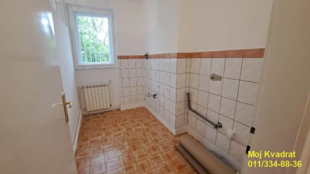 Stan na prodaju u Beogradu, Gornji Dorćol, trosoban, 81m2, cena 395000 evra
