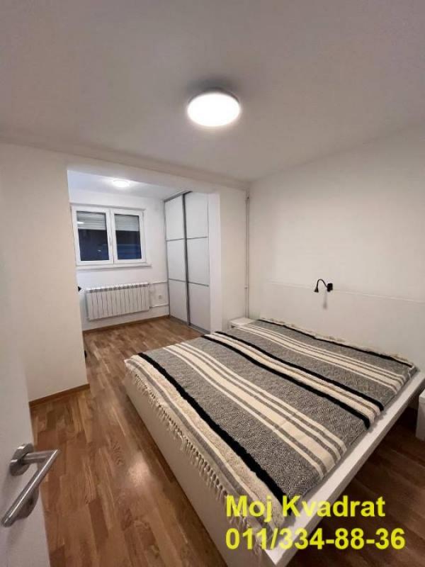 Stan na prodaju u Beogradu, Vračar (Centar), dvoiposoban, 54m2, cena 270000 evra