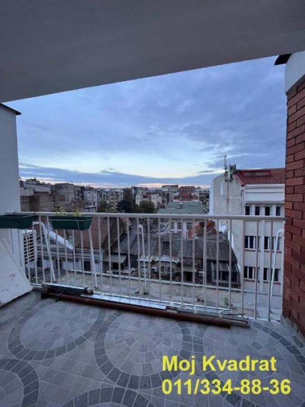 Stan na prodaju u Beogradu, Vračar (Centar), dvoiposoban, 54m2, cena 270000 evra