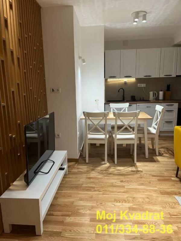 Stan na prodaju u Beogradu, Vračar (Centar), dvoiposoban, 54m2, cena 270000 evra