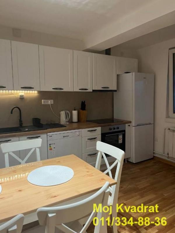 Stan na prodaju u Beogradu, Vračar (Centar), dvoiposoban, 54m2, cena 270000 evra