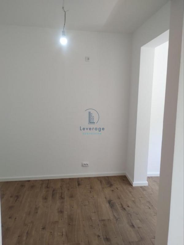 Stan na prodaju u Beogradu, Novi Beograd blok 63, jednoiposoban, 45m2, cena 179900 evra