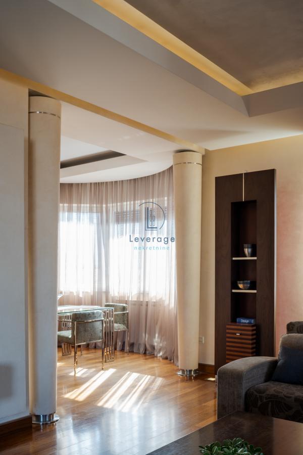 Stan na prodaju u Beogradu, Banovo brdo, trosoban, 150m2, cena 480000 evra