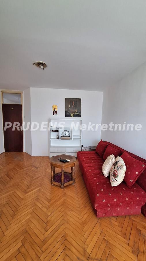 Stan na prodaju u Beogradu, Borča, dvosoban, 59m2, cena 123900 evra