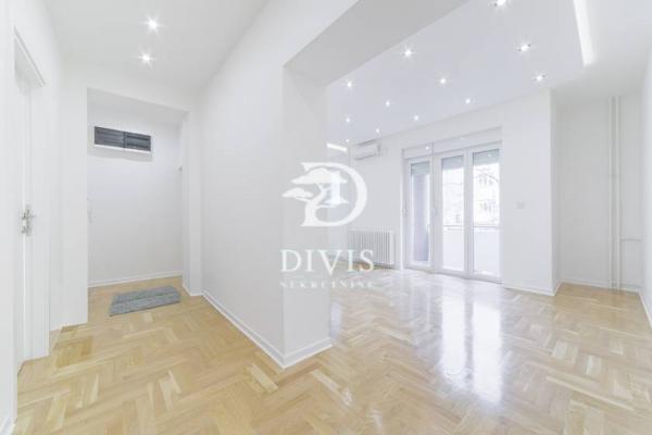 Stan na prodaju u Beogradu, Tašmajdan, cetvorosoban, 80m2, cena 467000 evra