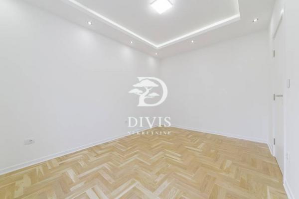 Stan na prodaju u Beogradu, Tašmajdan, cetvorosoban, 80m2, cena 467000 evra